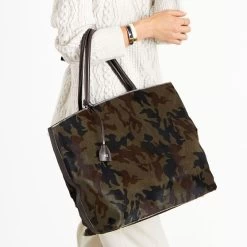 Dakota Hide Handbag | 1