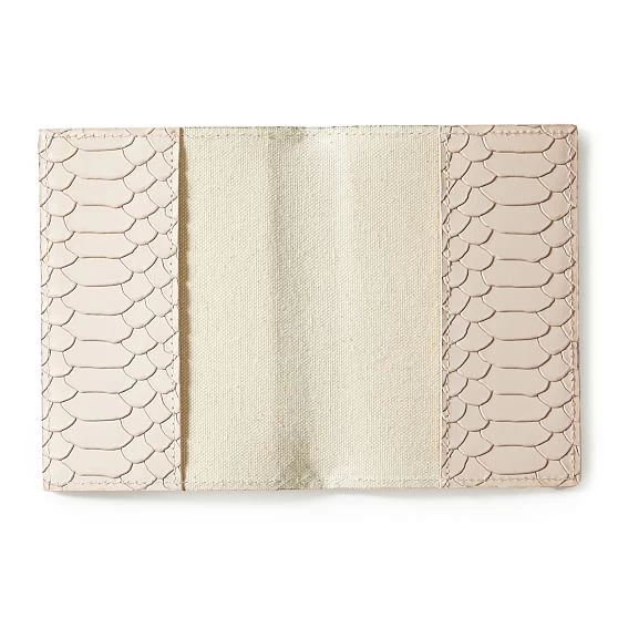 Embossed Leather Passport Case | 2 6 Embossed Leather Passport Case | 2 - Image 4