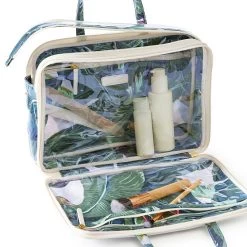 Martinique® Travel Case | 1 9 Martinique® Travel Case | 1 -Grocery Store martinique travel case c 1