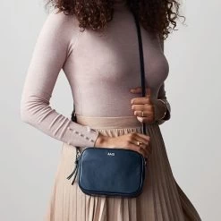 The Essential Crossbody | 7 27 The Essential Crossbody | 7 -Grocery Store the essential crossbody c 5